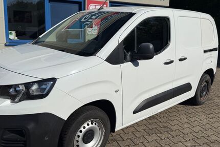 Peugeot Partner 128.055 km 8.999 € Bochum 44894