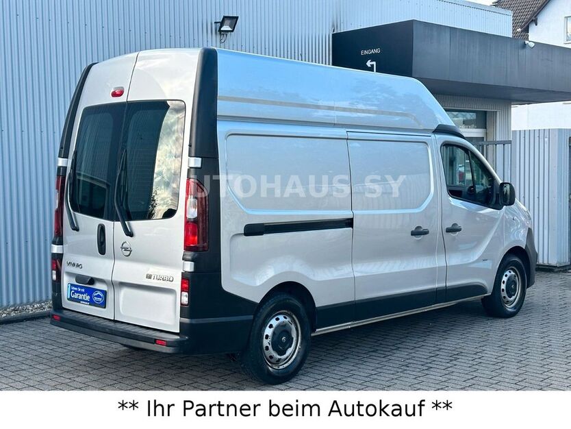 Opel Vivaro 148.000 km 12.980 € Castrop-Rauxel 44575
