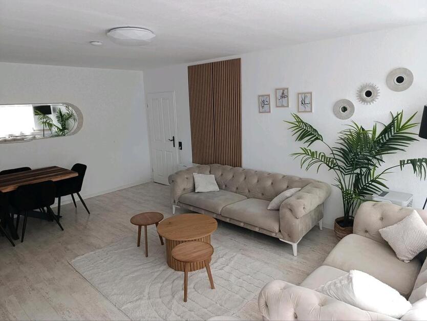 4-Zimmer Wohnung im Dellviertel
