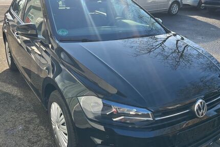 VW Polo 114.000 km 9.999 &euro; Recklinghausen 45663