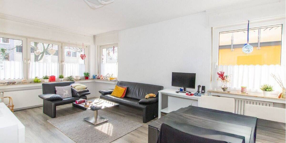 Mehrfamilienhaus, Wohnhaus Essen Bergerhausen - 8 Zimmer, 229 m&sup2;, 440.000&euro; | Angebot:26862346
