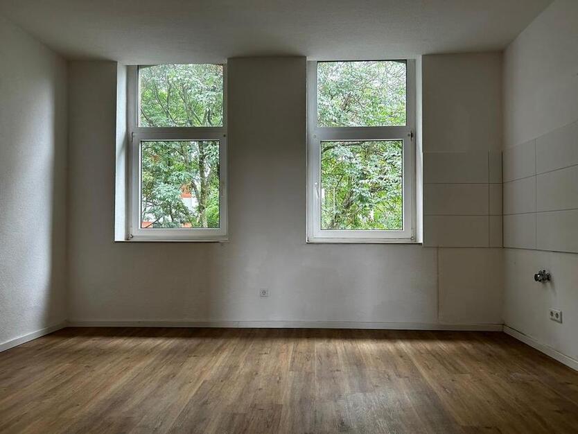 Frisch Sanierte 3-Zimmer Wohnung ab sofort verfügbar zimmer