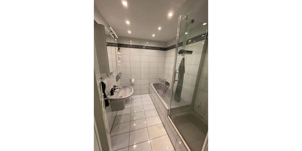 Erdgeschoßwohnung Dortmund Huckarde - 3.5 Zimmer, 76 m&sup2;, 1.300&euro; | Angebot:27593435
