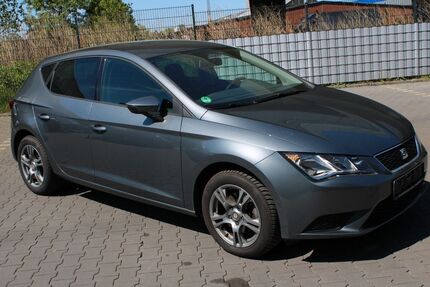 Seat Leon 48.870 km 8.990 € Dortmund 44143