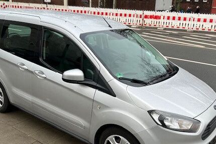 Ford Tourneo Courier 192.000 km 5.653 &euro; Essen 45138