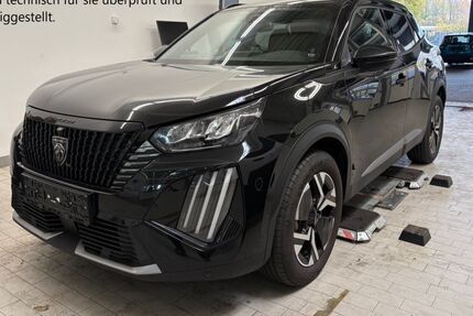 Peugeot 2008 13.637 km 23.880 &euro; Oberhausen 46049