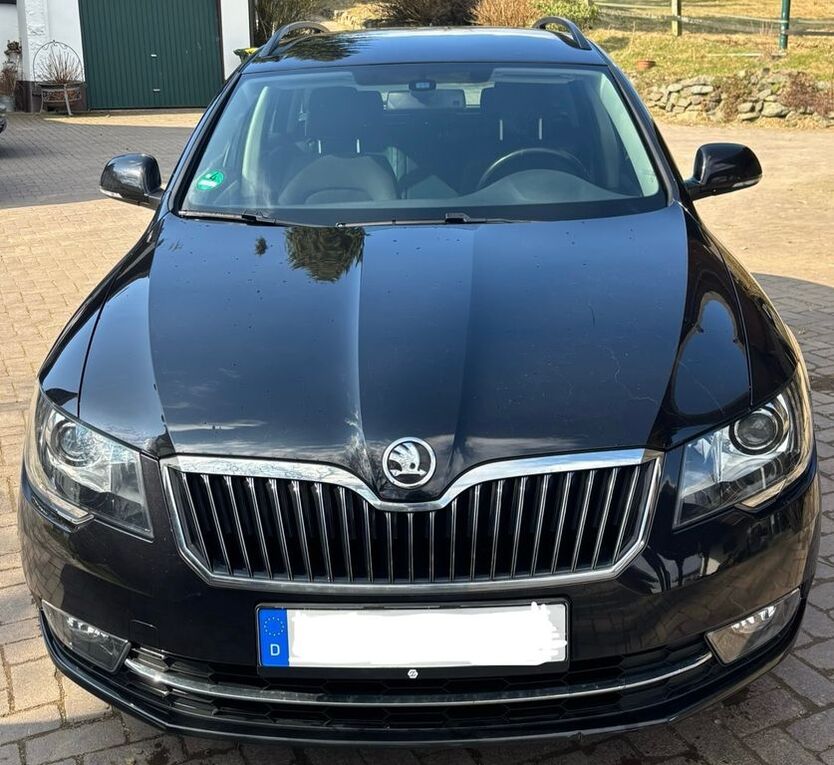 Skoda Superb 142.000 km 9.000 € Schalksmühle 58579
