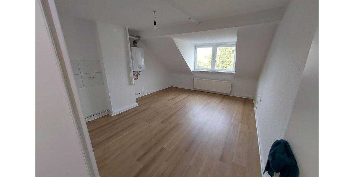 Dachgeschoßwohnung Herne Eickel - 3.5 Zimmer, 80 m&sup2;, 550&euro; | Angebot:26442292