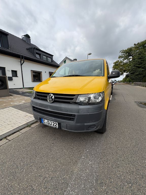 VW T5 Transporter 130.500 km 5.900 € Mülheim 45470