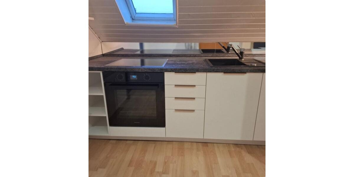 Gemütliche Dachgeschosswohnung in Freisenbruch zu vermieten 1.5 zimmer