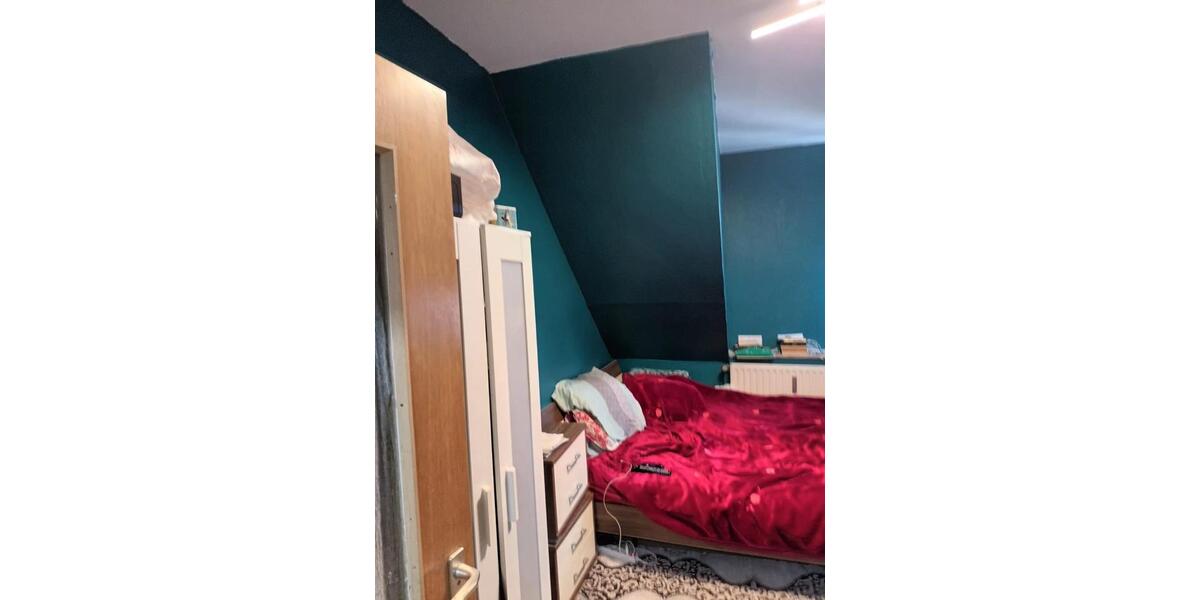 Dachgeschoss Wohnung zu verkaufen 2.5 zimmer