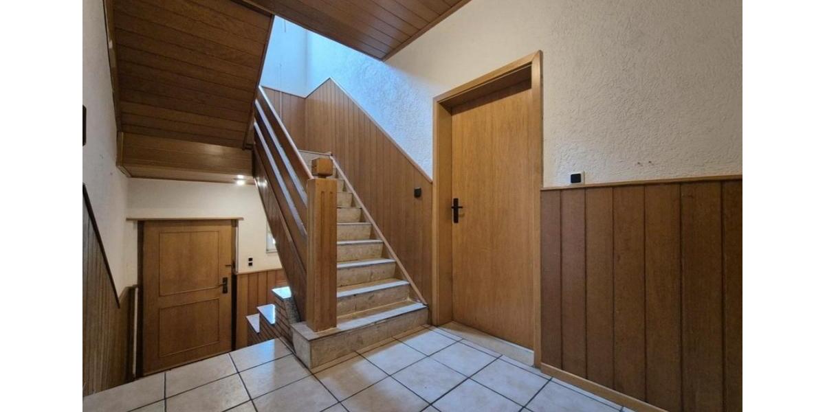 Einfamilienhaus Bottrop Boy - 5.5 Zimmer, 110 m&sup2;, 1.300&euro; | Angebot:25612010