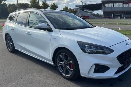 Ford Focus 197.800 km 9.900 &euro; Essen 45356