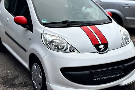 Peugeot 107 151.000 km 2.490 &euro; Essen 45145
