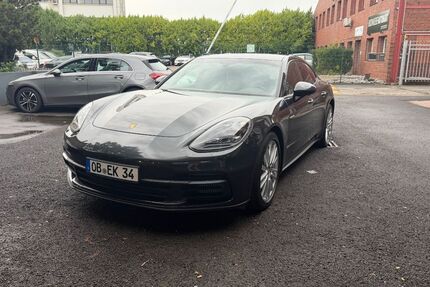 Porsche Panamera 110.000 km 48.700 &euro; Oberhausen 46045