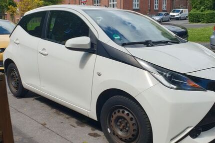 Toyota Aygo (X) 193.456 km 4.990 &euro; Dortmund 44339