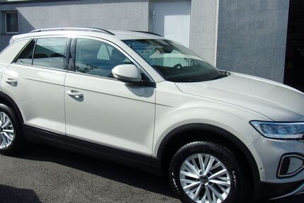 VW T-Roc 22.720 km 25.750 € Hagen 58089