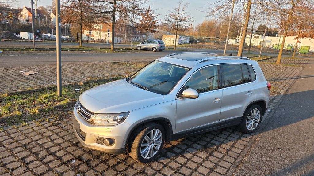 VW Tiguan 187.000 km 10.990 &euro; Recklinghausen 45657