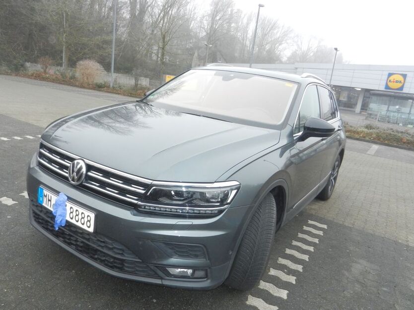 VW Tiguan 71.890 km 21.100 € Mülheim-Ruhr 45470