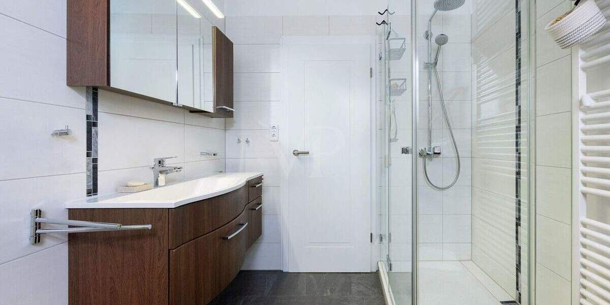 Etagenwohnung Velbert Langenberg - 4 Zimmer, 120 m&sup2;, 315.000&euro; | Angebot:25679815