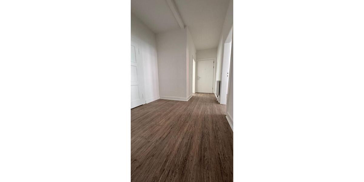 *** Covivio modernisiert für Sie! Charmante EG-Wohnung mit Duschbad! *** 4 zimmer