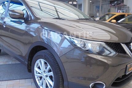 Nissan Qashqai 162.100 km 8.990 € Recklinghausen 45659