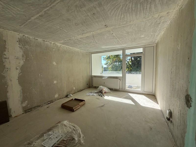 Exklusive 3-Zimmer Wohnung mit hochwertiger Ausstattung und nagelneuer EBK zimmer