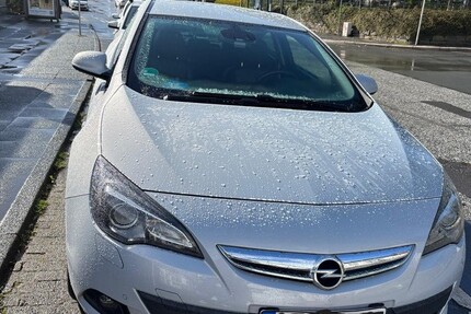 Opel Astra GTC J 244.409 km 3.500 &euro; Wuppertal 42275