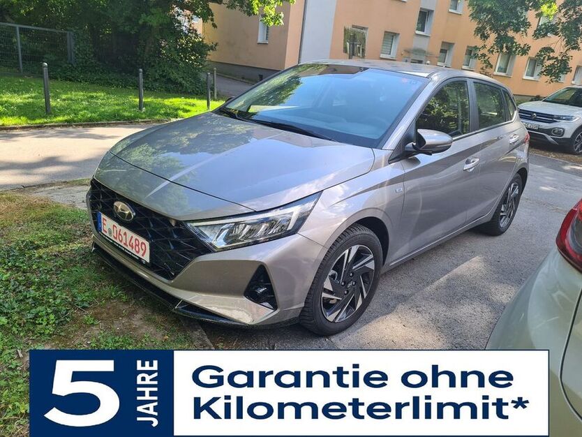 i20