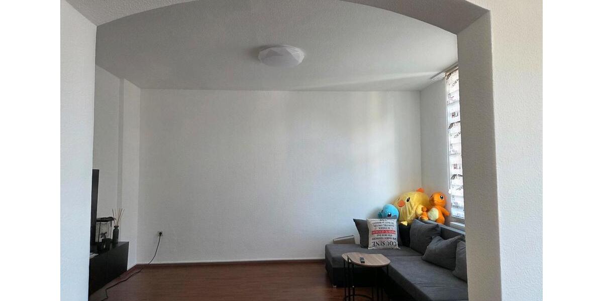 Großzügige Altbauwohnung 3.5 zimmer