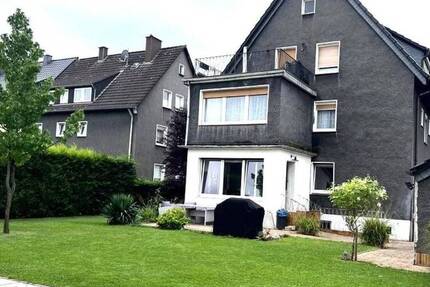 Freistehendes Mehrfamilienhaus mit großem Garten, Pool und barrierefreiem Zugang