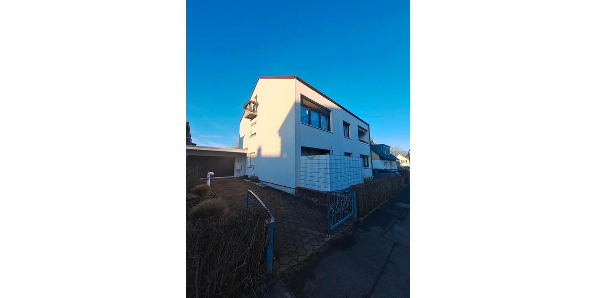 4 Zimmer Wohnung WG tauglich ab März 2026 zu vermieten 4 zimmer