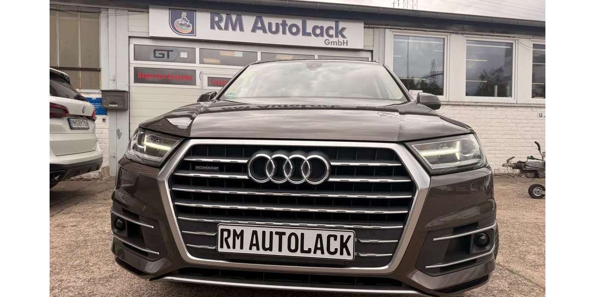 Audi Q7 141.166 km 33.990 &euro; Mülheim an der Ruhr 45475