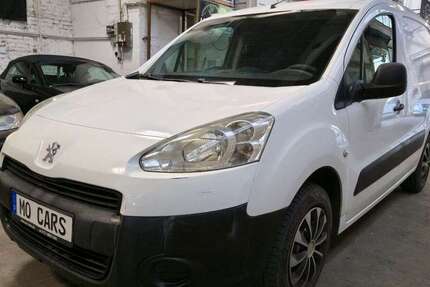 Peugeot Partner 163.000 km 5.990 € Ratingen 40878