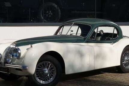 Jaguar XK 2.100 km 79.000 &euro; Essen 45219