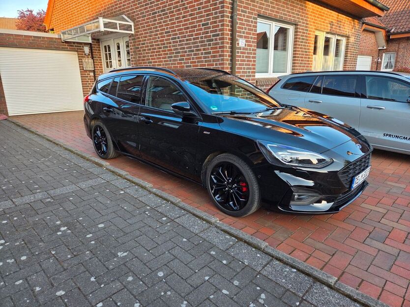 Ford Focus 68.800 km 18.600 € Haltern am See 45721