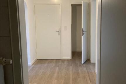 Nichtraucher -EG -Whg. in Ob-Klosterhardt, Erstbezug n. Sanierung 3 zimmer