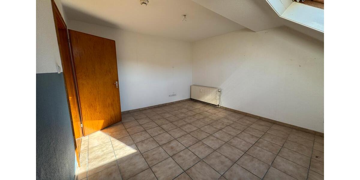 Dachgeschoßwohnung Hagen Hohenlimburg - 1 Zimmer, 51 m&sup2;, 336&euro; | Angebot:25580141