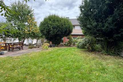 Haus zum Kaufen in Essen 389.000 € 143.21 m² 6 zimmer