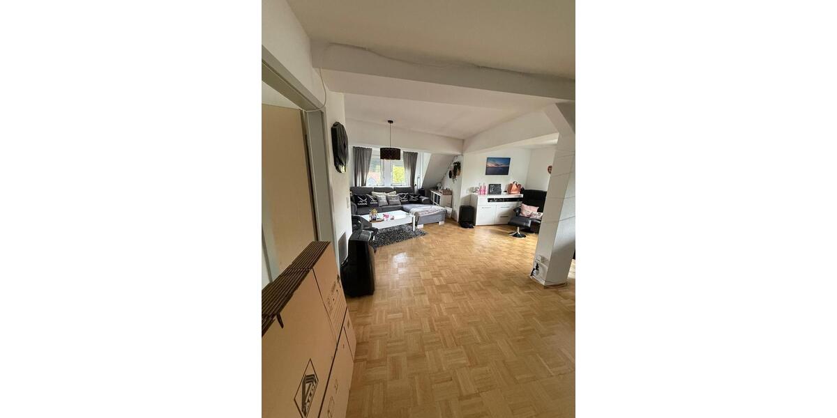 Dachgeschoßwohnung Schwerte - 4 Zimmer, 90 m&sup2;, 700&euro; | Angebot:27543492