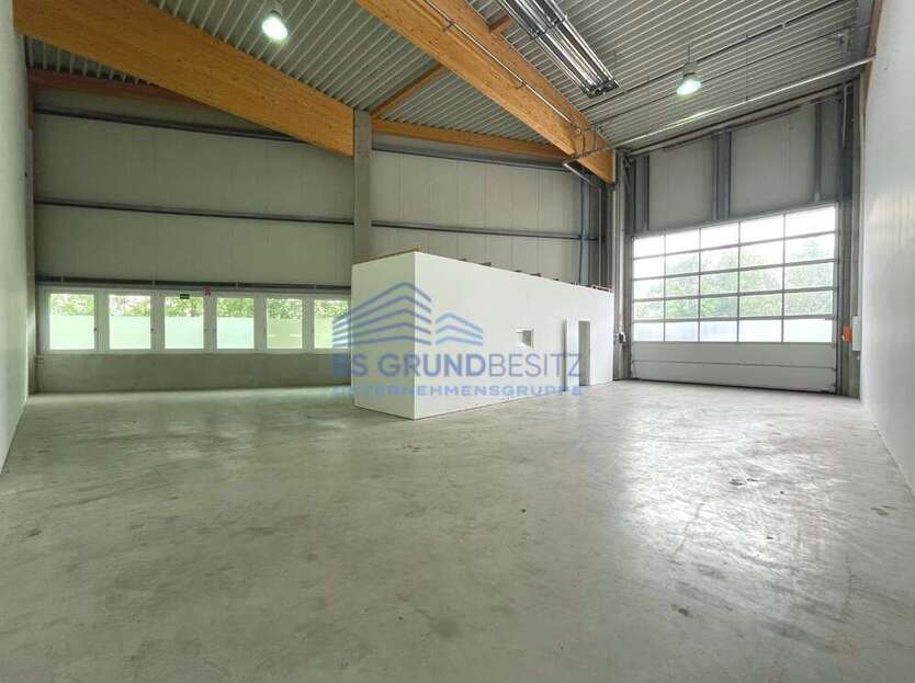 Halle in Essen 1.290 € 134 m²