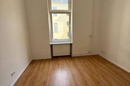 Stilvolle Altbau-Whg in der City-West!