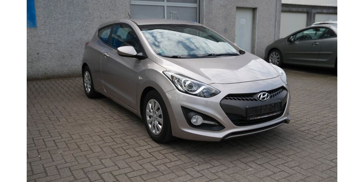 Hyundai i30 180.683 km 4.290 &euro; Bottrop 46240