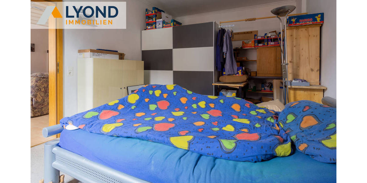 Etagenwohnung Gelsenkirchen Ückendorf - 3 Zimmer, 84 m&sup2;, 131.000&euro; | Angebot:24032435