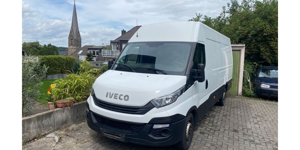 IVECO Andere 151.899 km 14.500 &euro; Bochum 44879