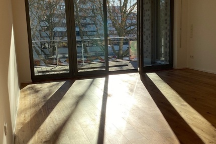NeubauWohnung in bester Lage *Loggia * TG-Stellplatz