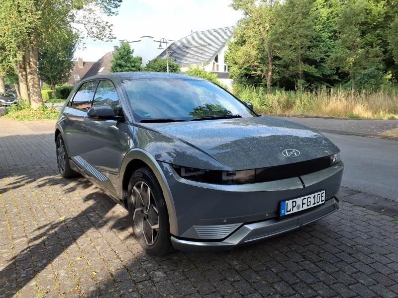 Hyundai IONIQ 87.000 km 25.990 € Gelsenkirchen 45884