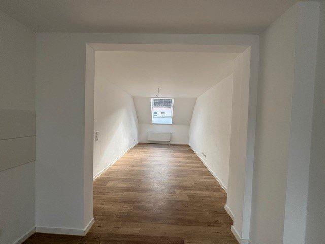 Dachgeschoßwohnung Dortmund Innenstadt Nord - 2 Zimmer, 50 m&sup2;, 373&euro; | Angebot:26423170
