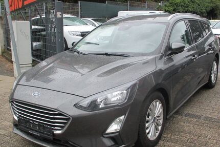 Ford Focus 170.000 km 8.999 &euro; Oberhausen 46149