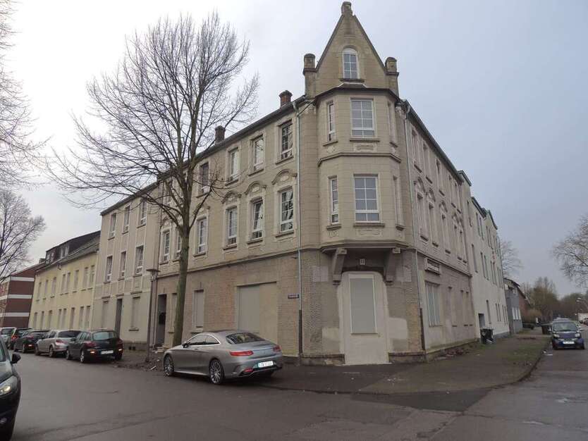 Haus zum Kaufen in Gladbeck 677.000 € 677 m²